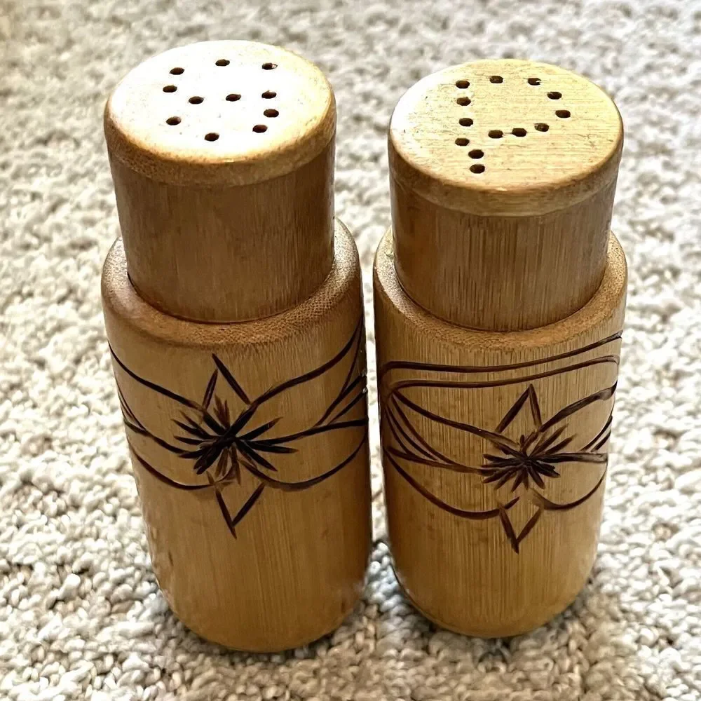 Hibiscus Atomic Wooden Salt & Pepper Shakers Mid Century Teak? Hawaiian